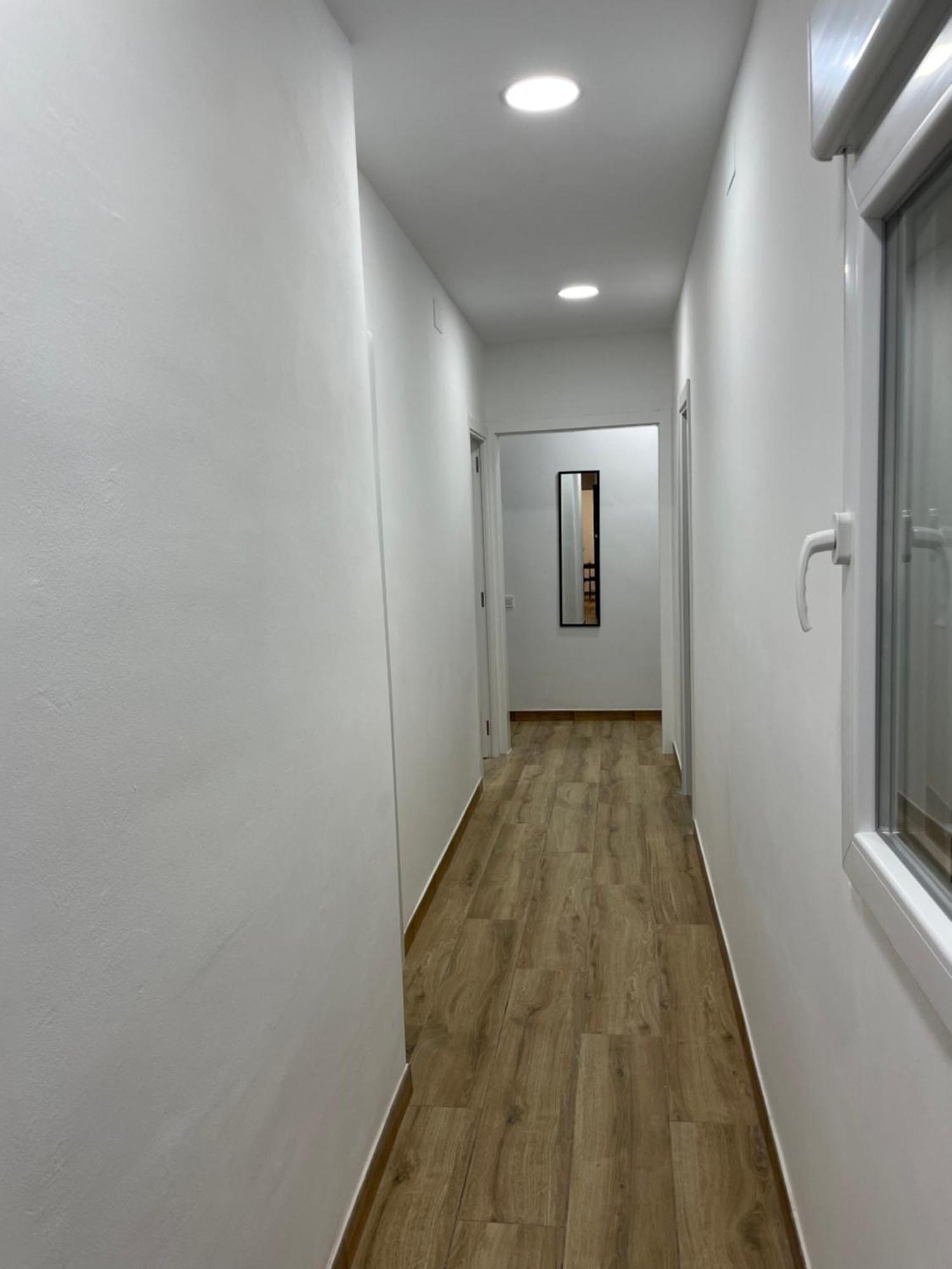 Apartamentos Tarradellas Sants Estacio Barcelona Buitenkant foto