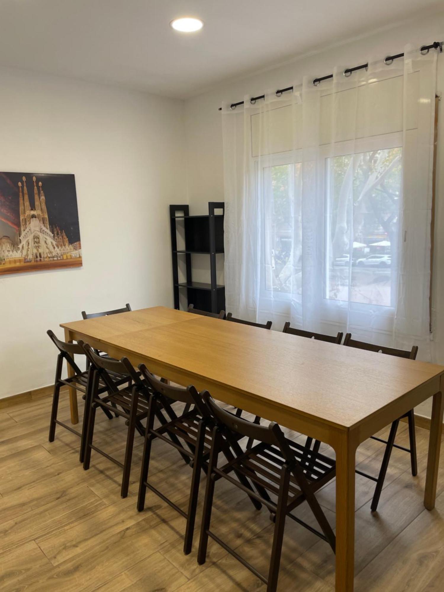 Apartamentos Tarradellas Sants Estacio Barcelona Buitenkant foto