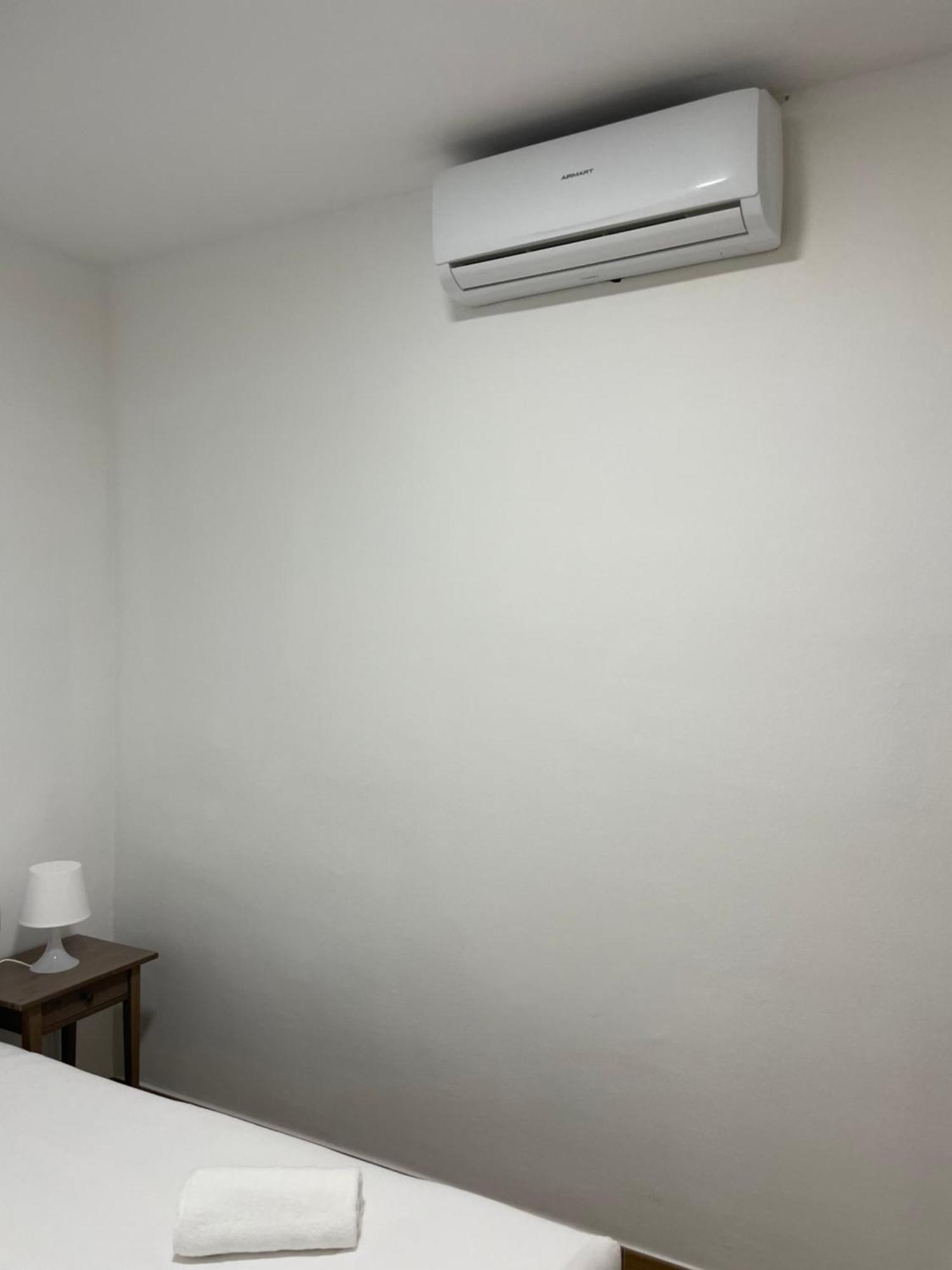 Apartamentos Tarradellas Sants Estacio Barcelona Buitenkant foto