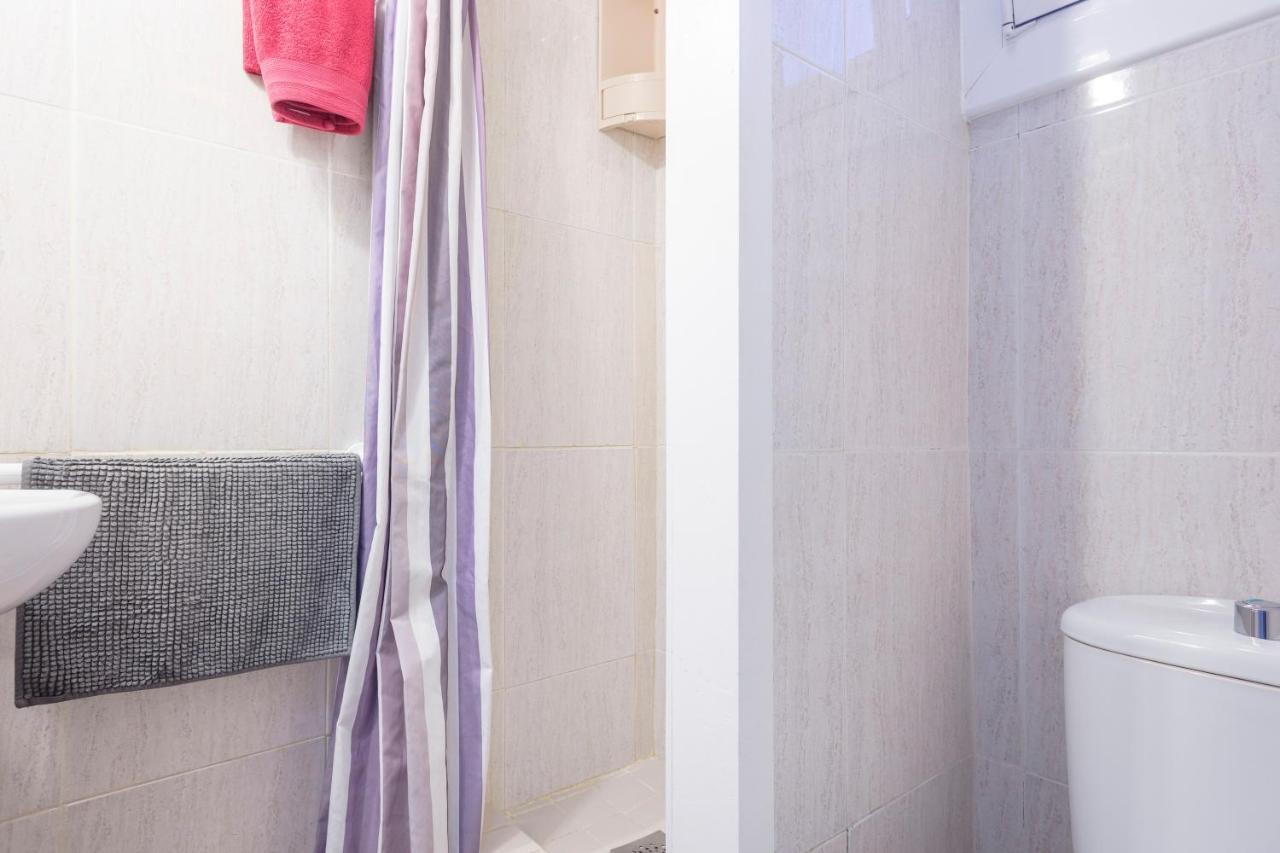 Apartamentos Tarradellas Sants Estacio Barcelona Buitenkant foto