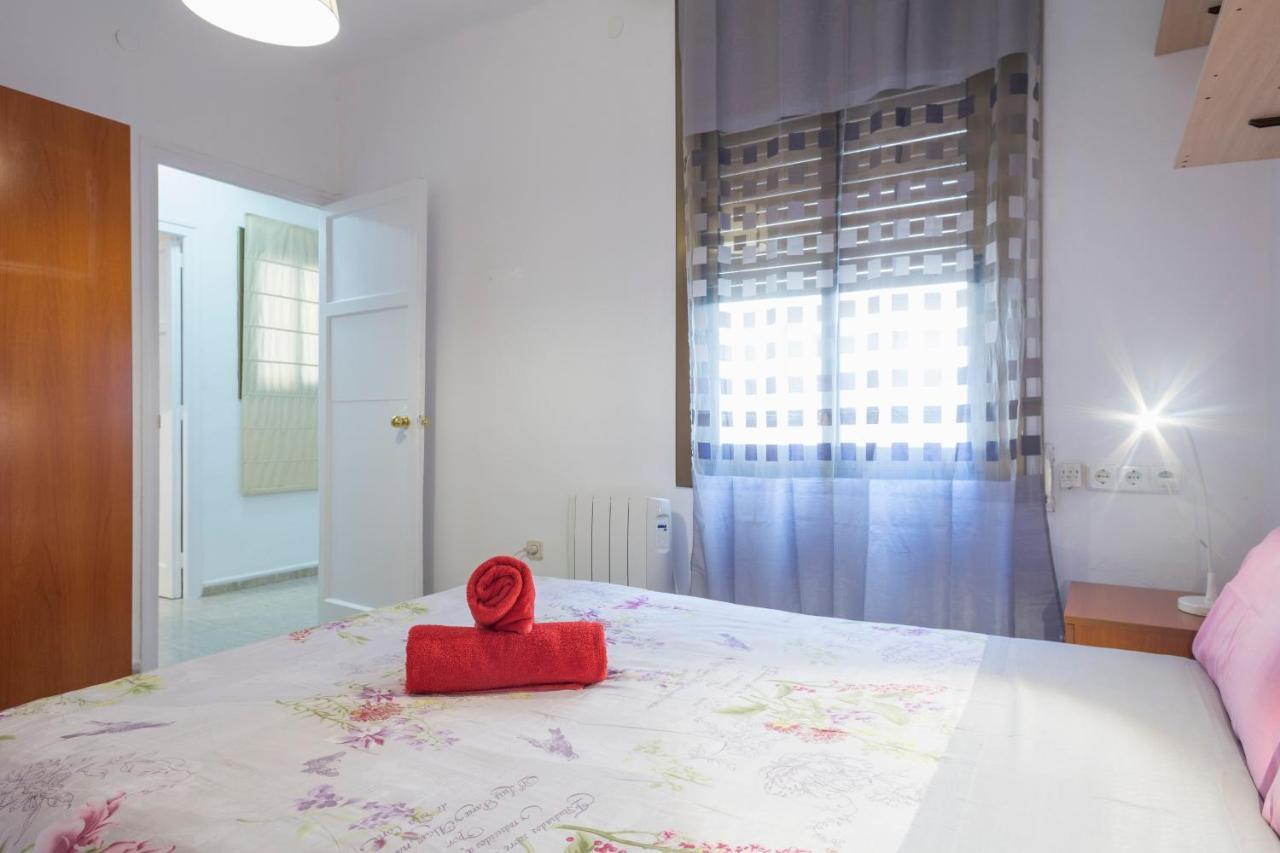 Apartamentos Tarradellas Sants Estacio Barcelona Buitenkant foto