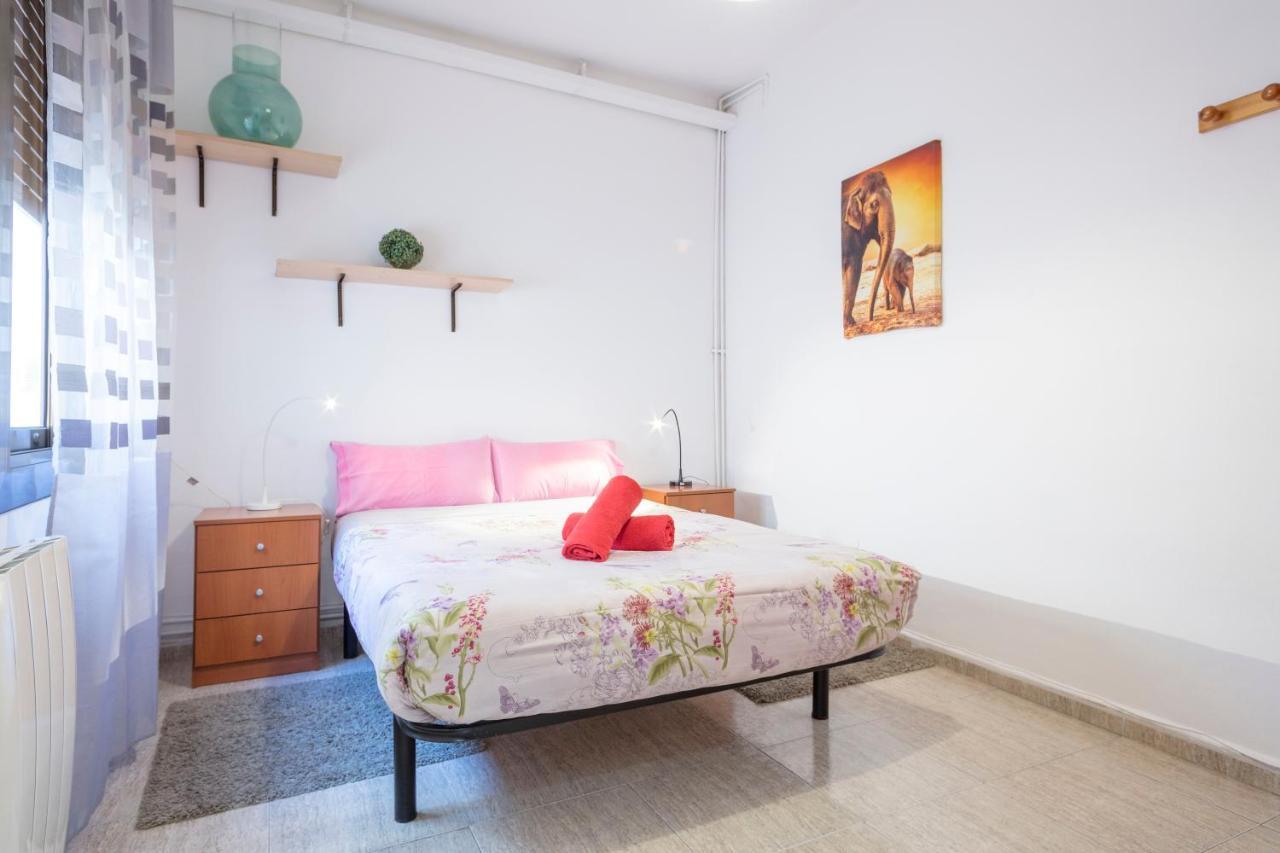 Apartamentos Tarradellas Sants Estacio Barcelona Buitenkant foto